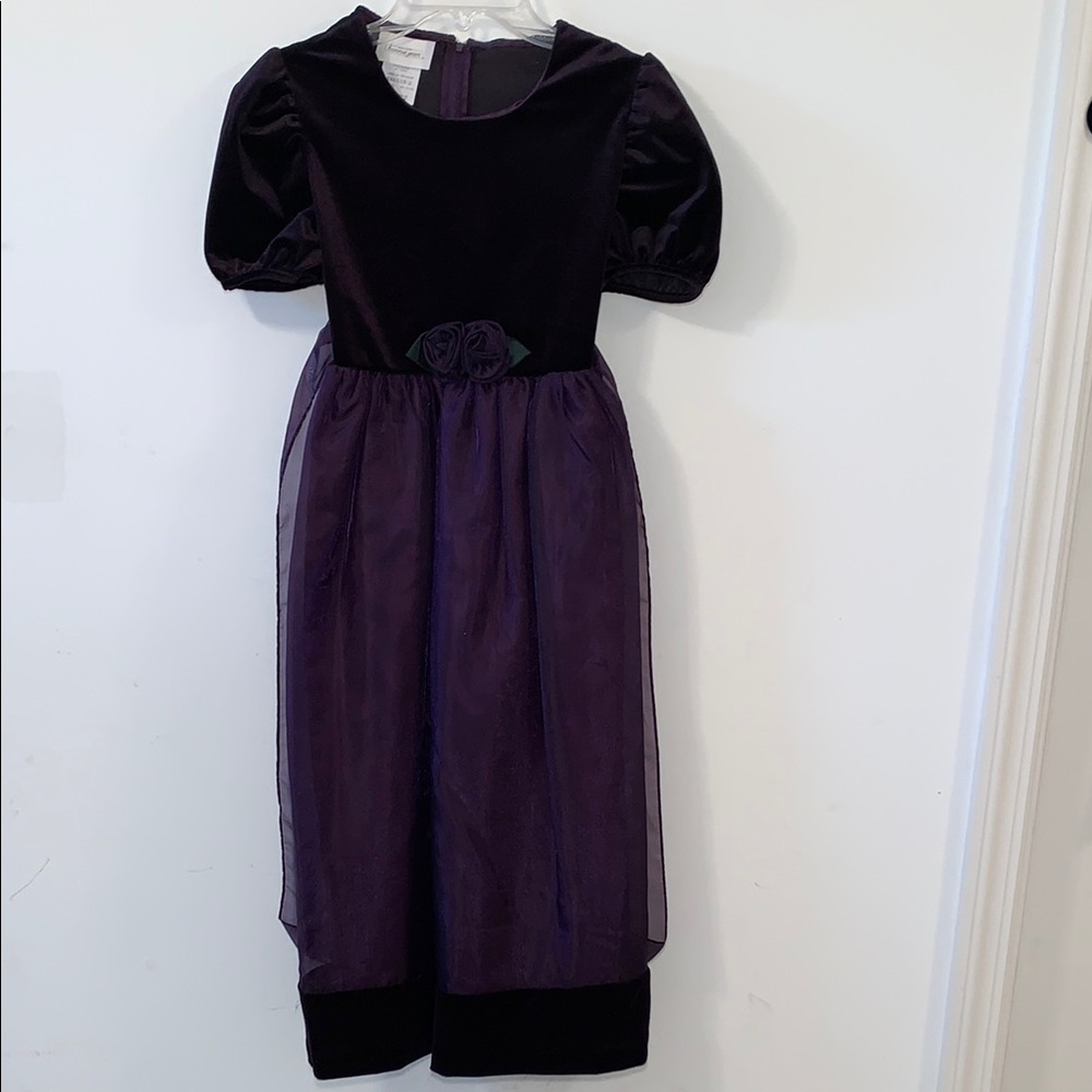 Bonnie Jean, New York, Elegant Purple Velvet young girls dress